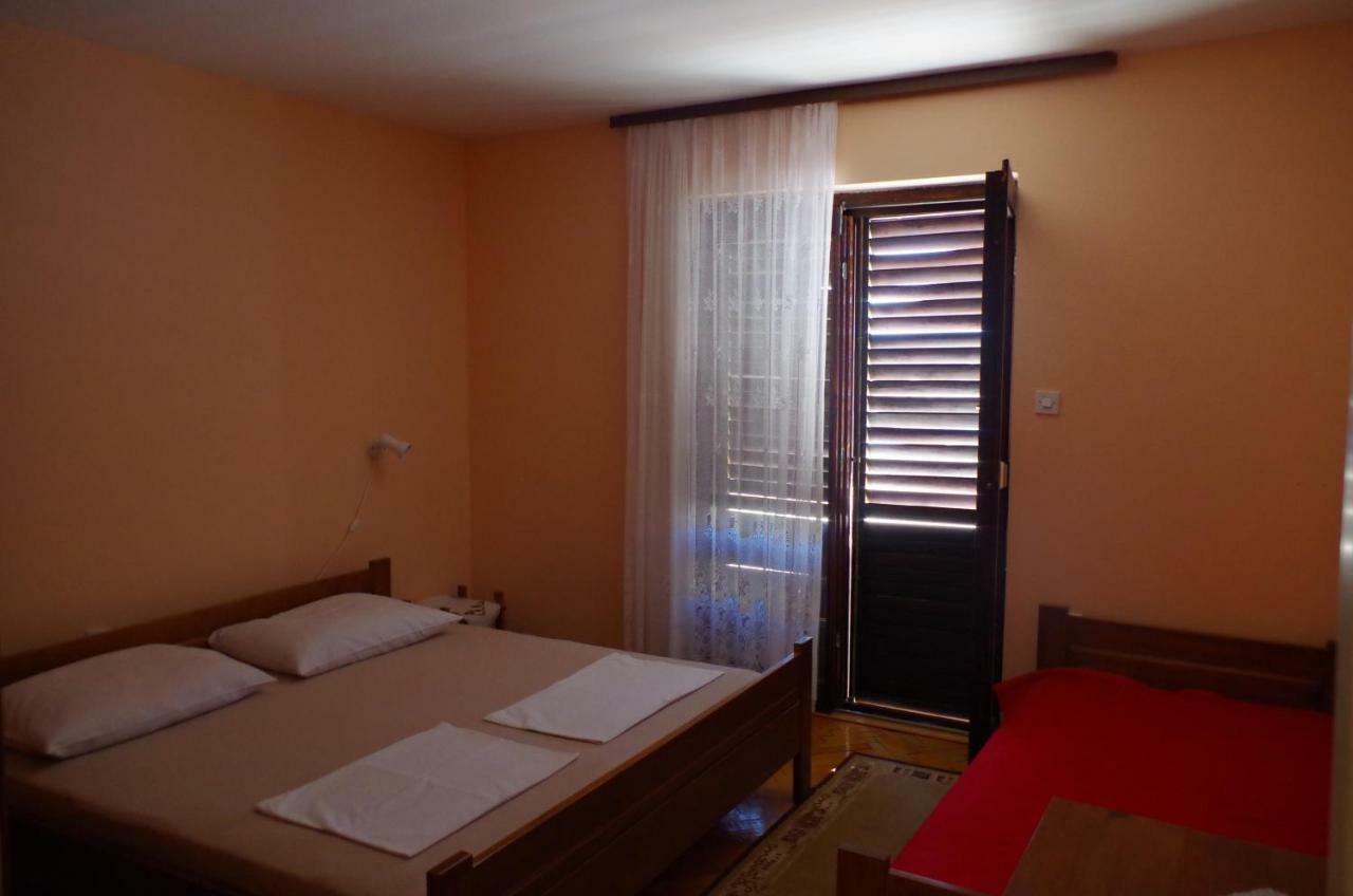 Apartment Lukovo - Puskaric Eksteriør bilde